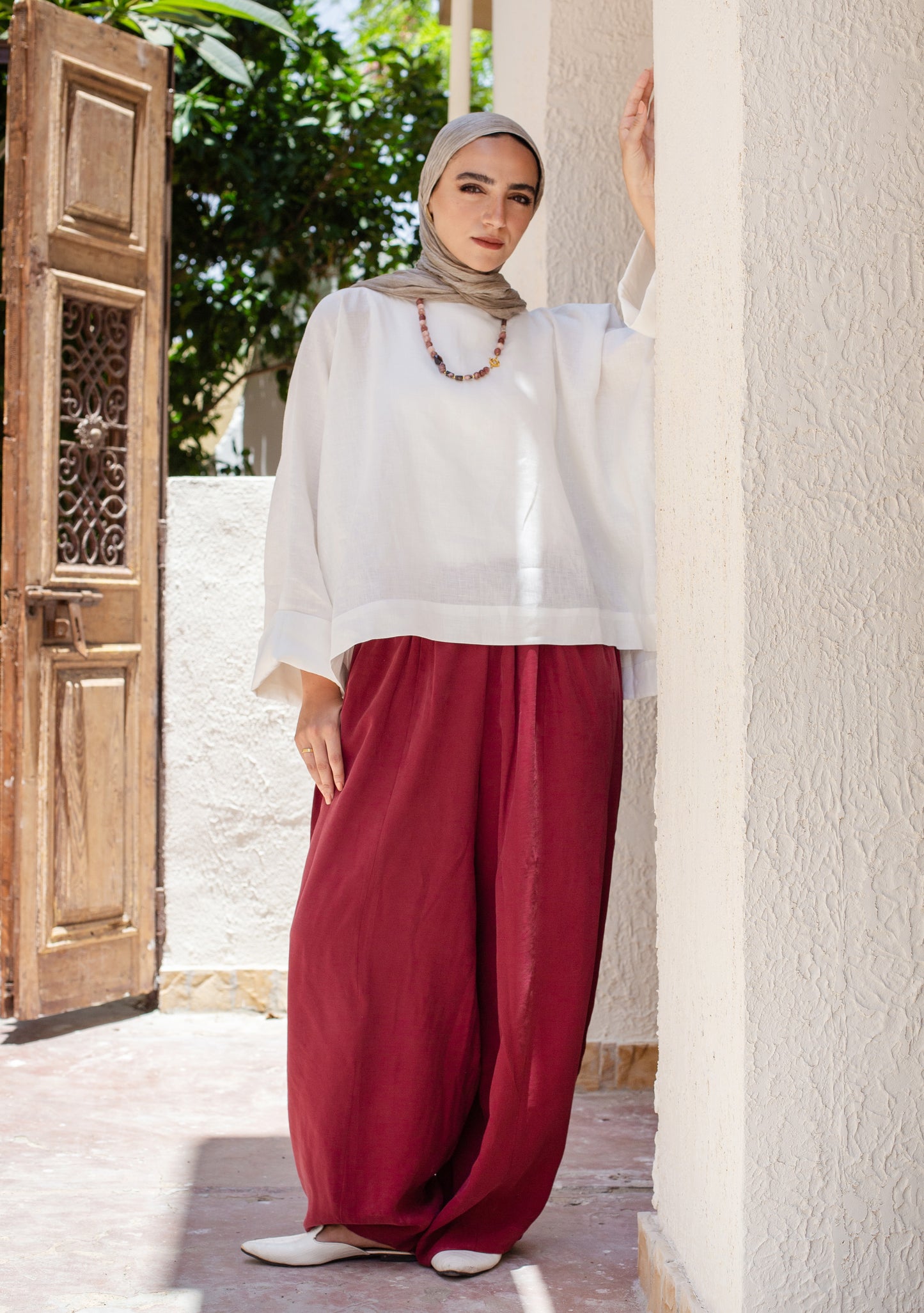 Cape Inspired High Low Top In OFFWHITE