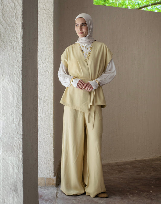 Vest Set In Butter Yellow