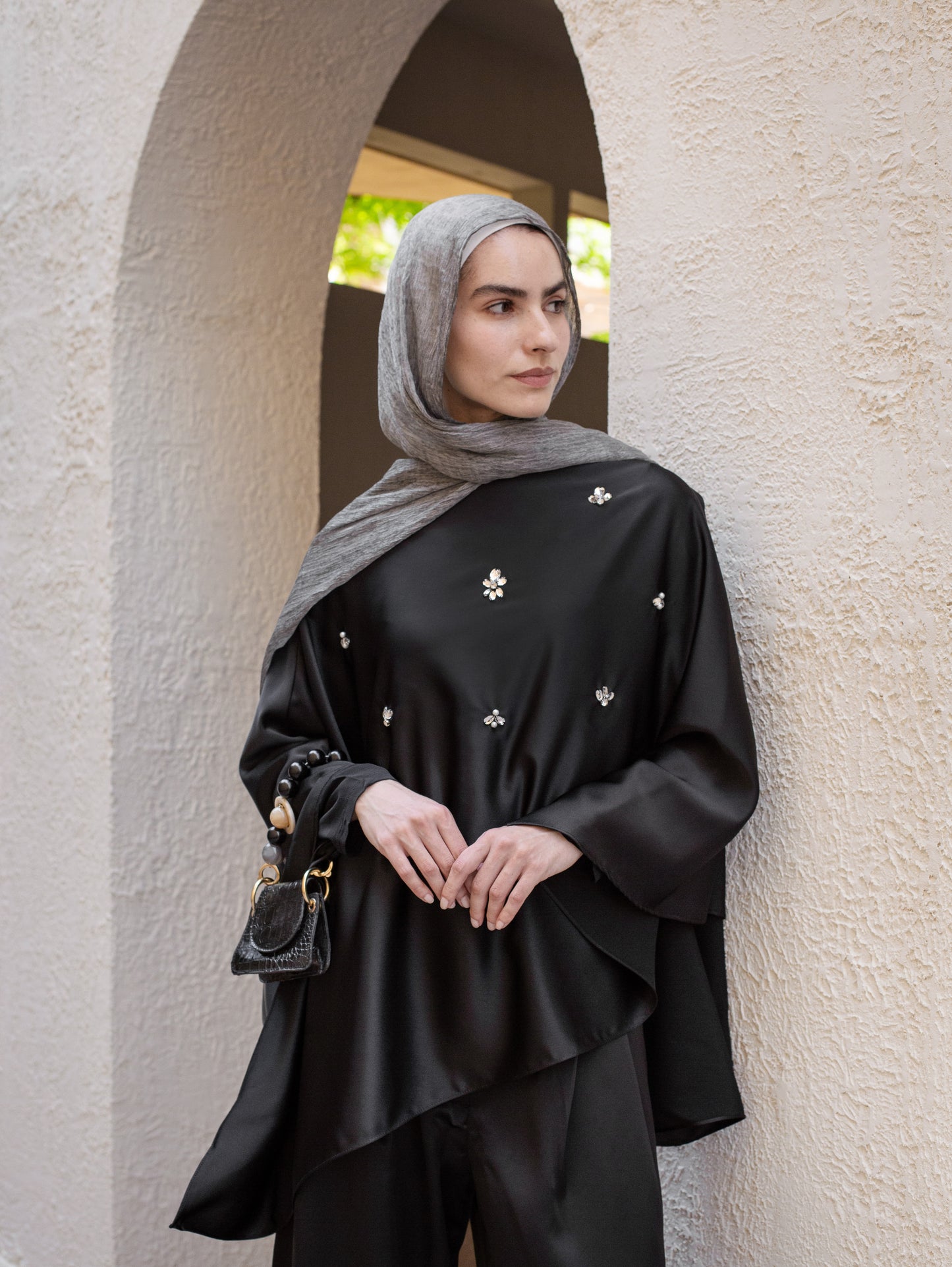 Diala Crystal Edition Set In Black