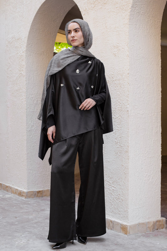 Diala Crystal Edition Set In Black