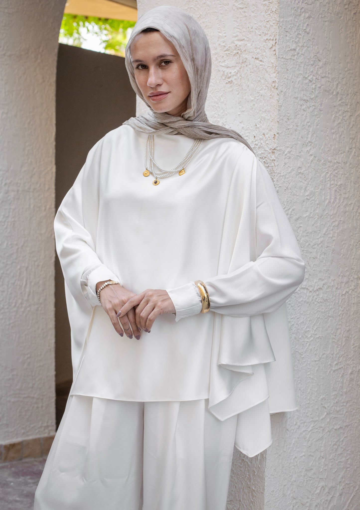 Diala Set In OffWhite