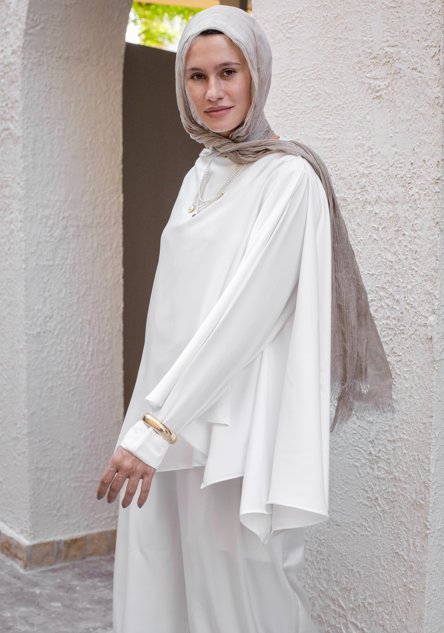 Diala Set In OffWhite