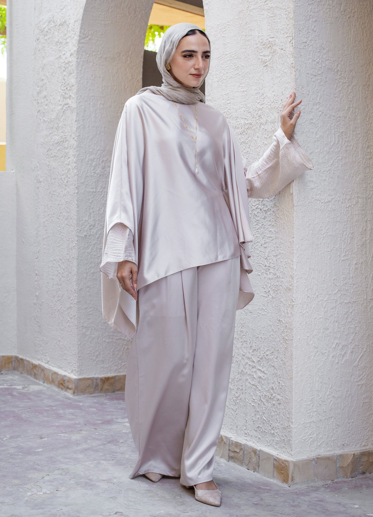Diala Set In Beige