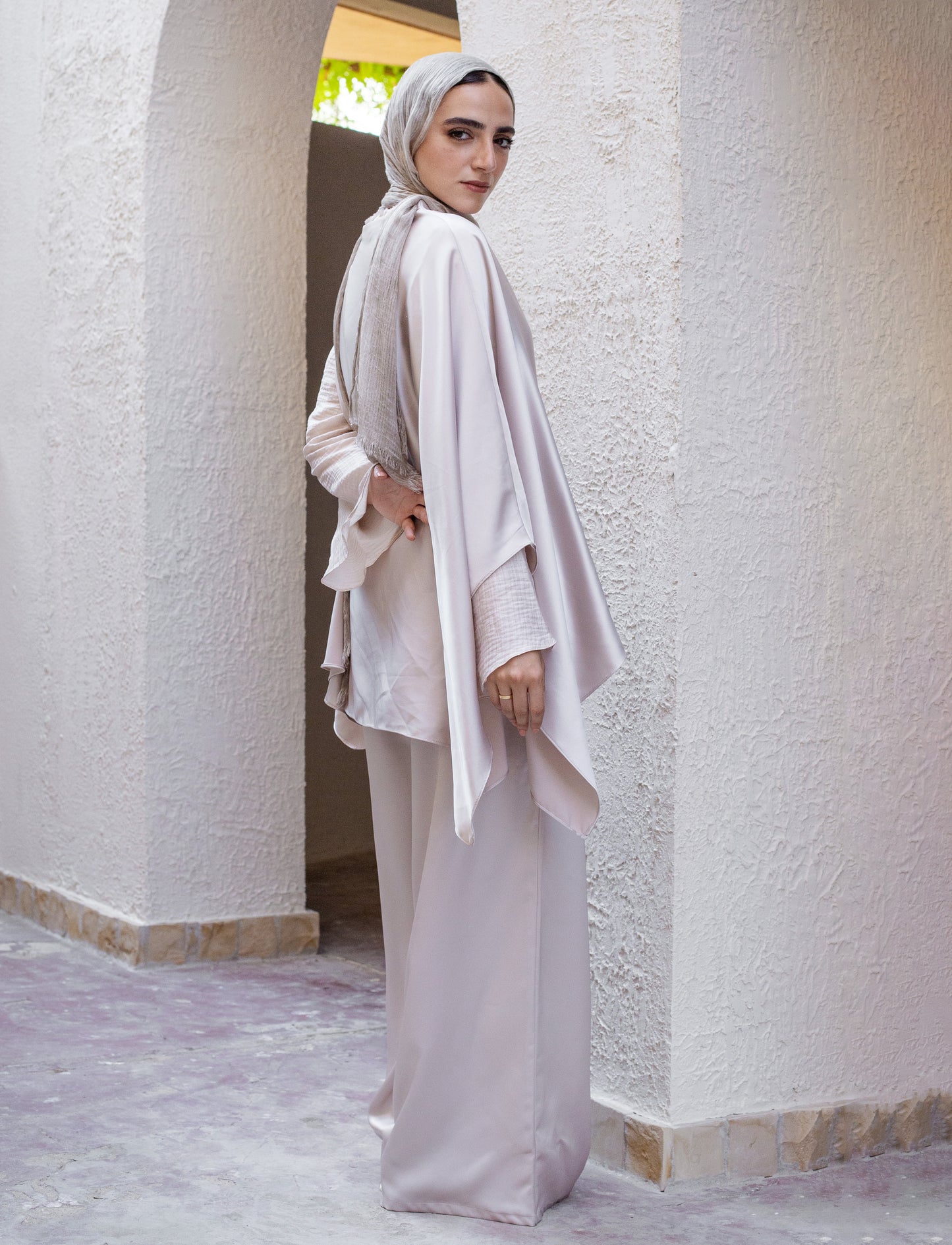 Diala Set In Beige