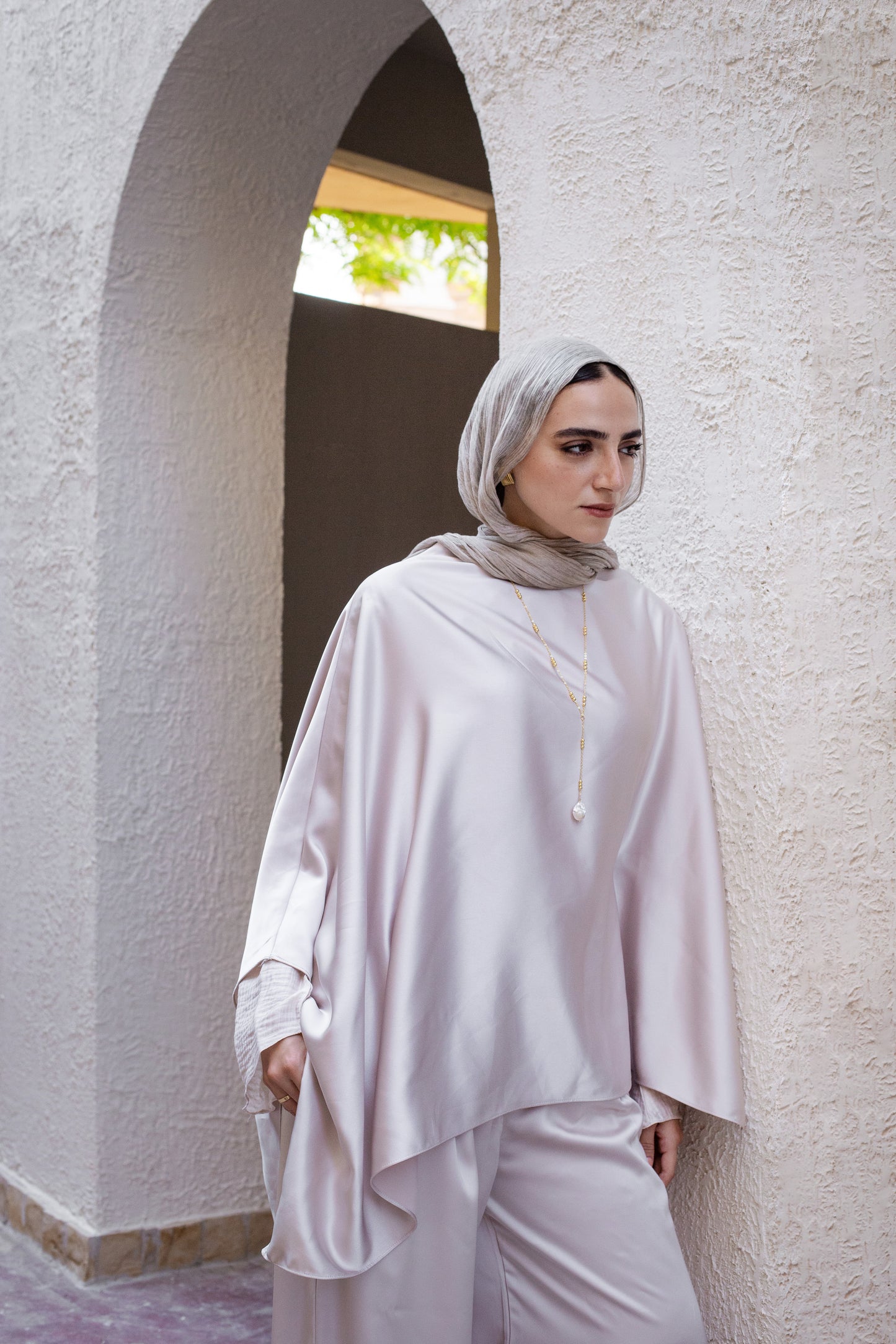 Diala Set In Beige